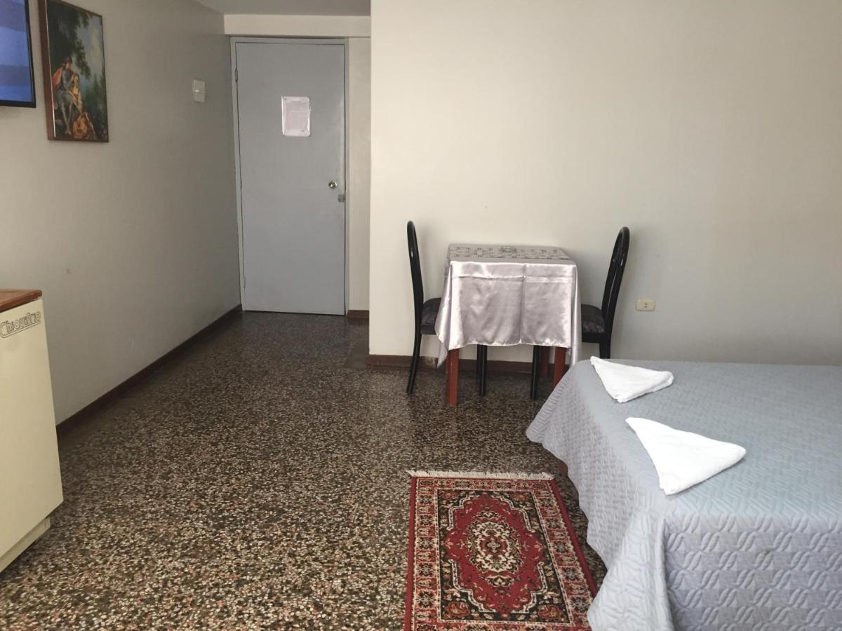 Hotel Plazza Chiclayo Eksteriør bilde